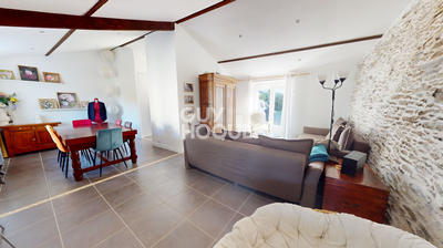 Maison - 104 m² - 5 pièces