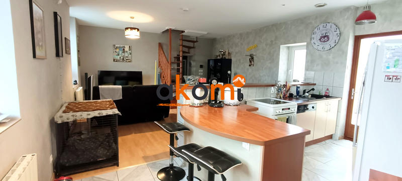 Maison - 92 m² - 4 pièces