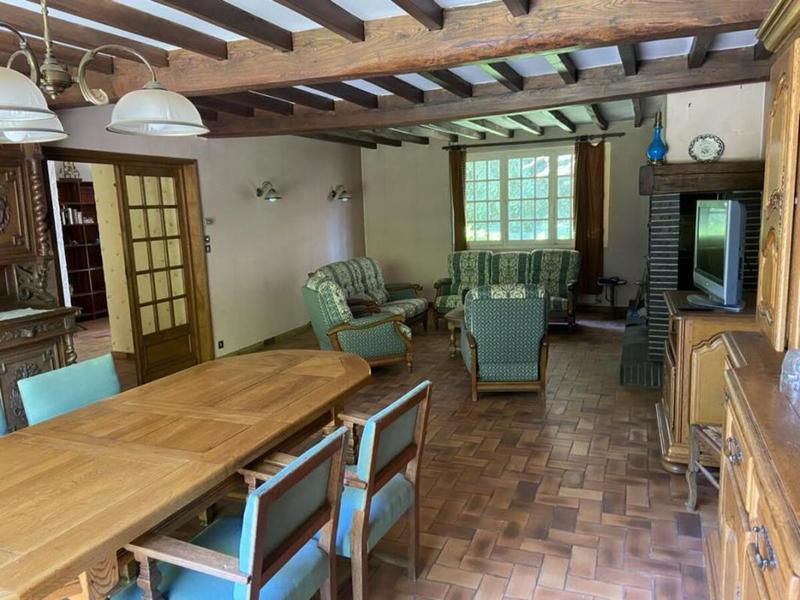 Propriété - 5 000 m² - 9 pièces