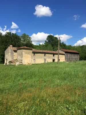 Maison - 240 m² - 7 pièces