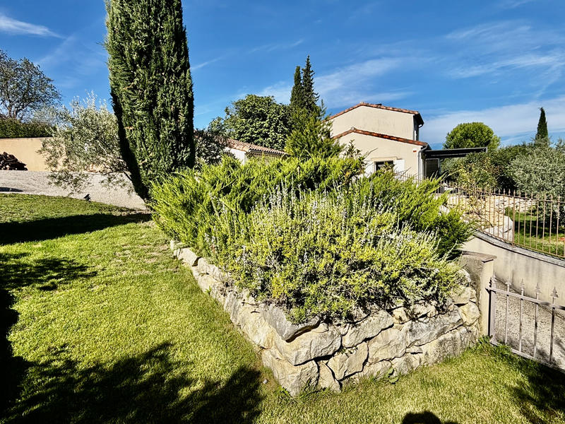 Villa - 469 m² - 10 pièces