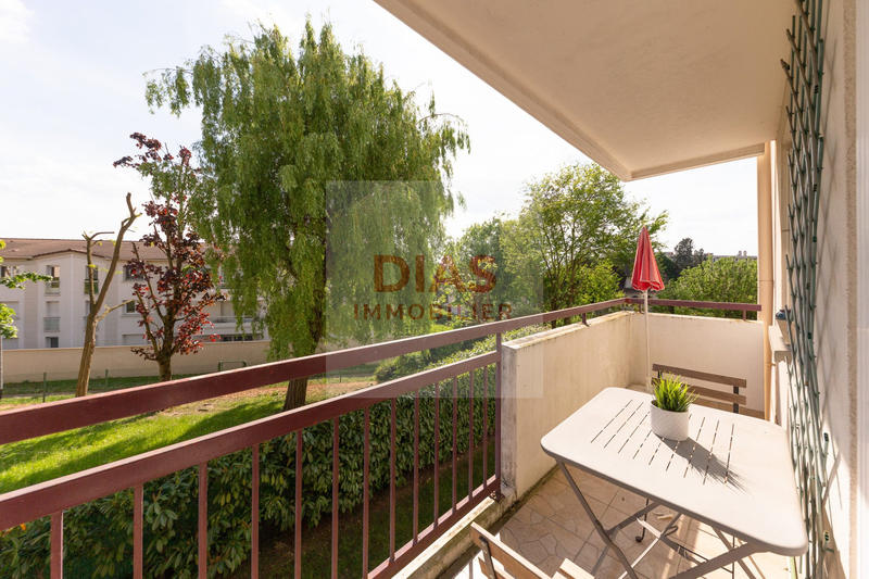 Appartement - 65 m² - 1 pièce