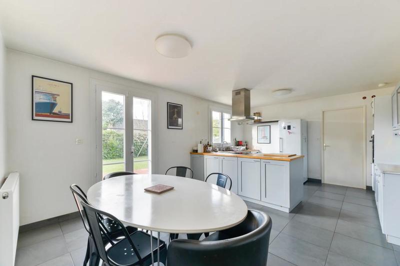 Maison - 169 m² - 7 pièces