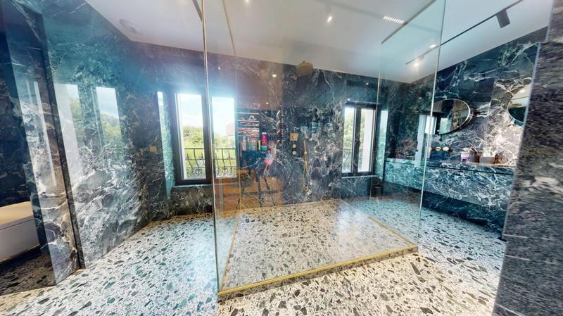 Villa - 200 m² - 7 pièces