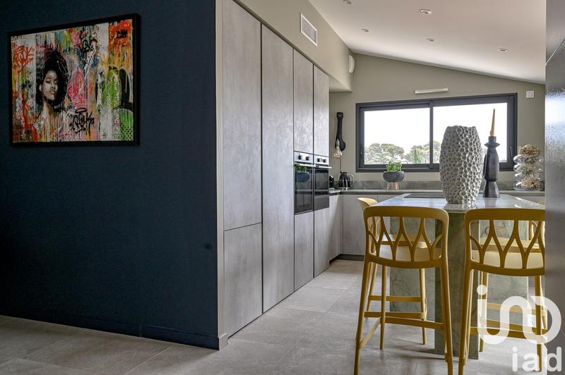 Appartement - 125 m² - 5 pièces