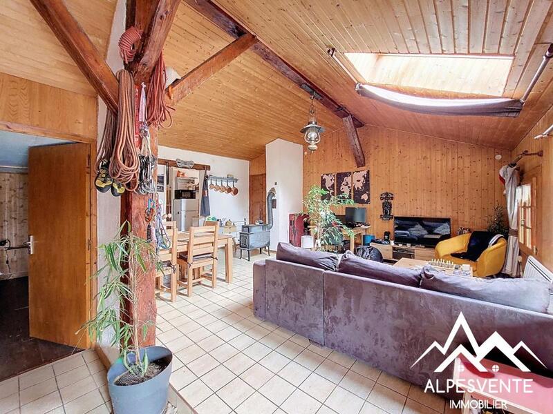 Appartement - 69 m² - 6 pièces