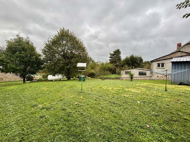 Maison - 440 m² - 16 pièces