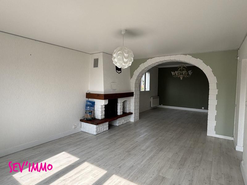 Maison - 168 m² - 7 pièces