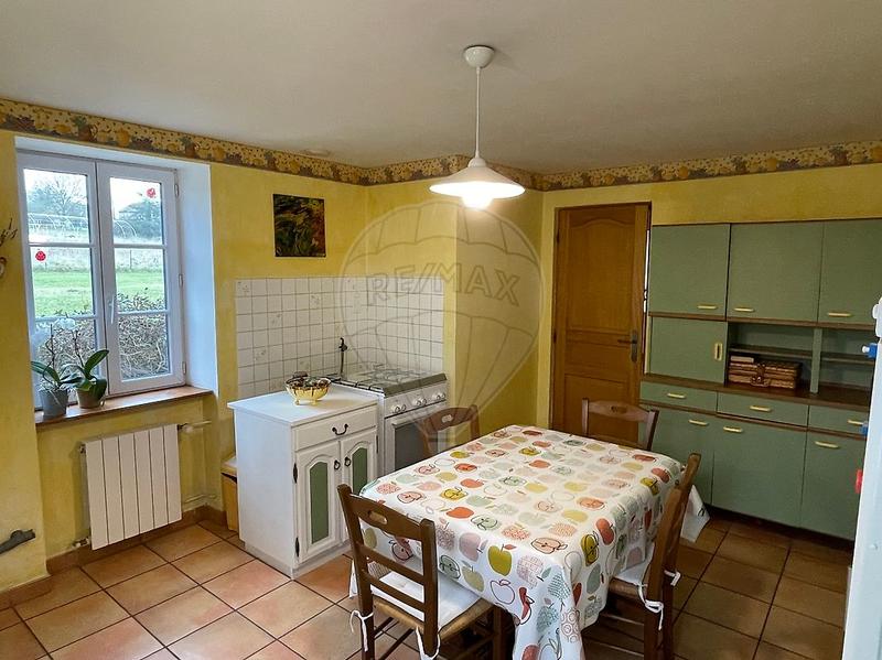 Maison - 212 m² - 7 pièces