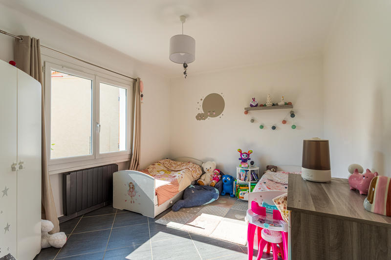 Maison - 140 m² - 5 pièces