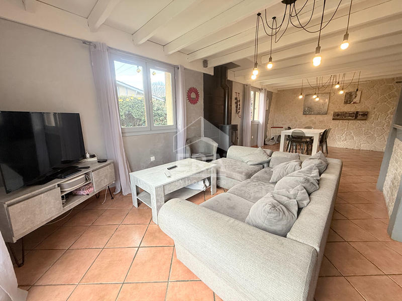 Maison - 130 m² - 5 pièces