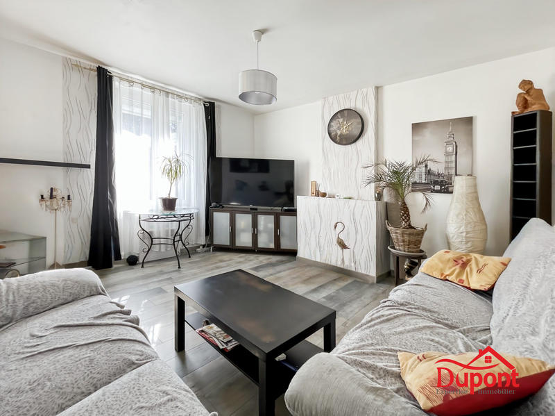 Maison - 95 m² - 5 pièces