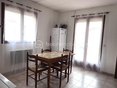 Maison - 95 m² - 4 pièces