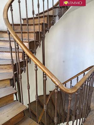 Maison - 198 m² - 9 pièces