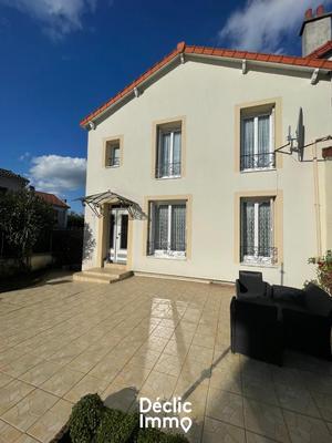 Maison - 135 m² - 6 pièces