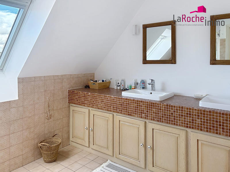 Maison - 138 m² - 7 pièces