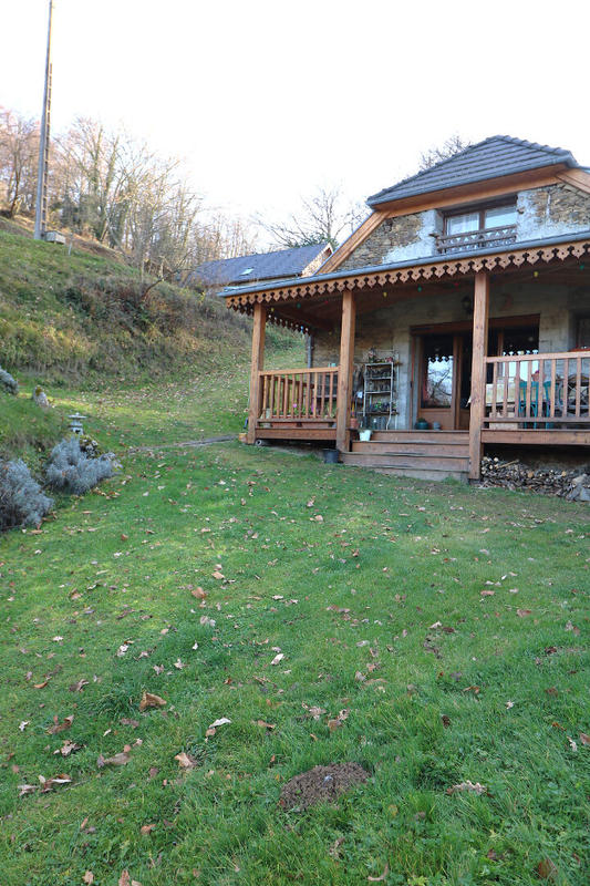 Maison - 135 m² - 2 pièces