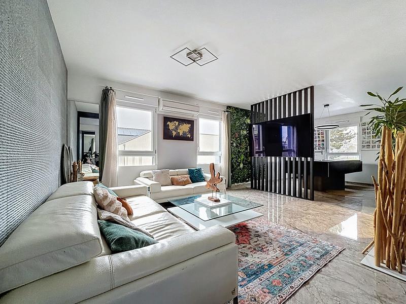 Maison - 145 m² - 6 pièces