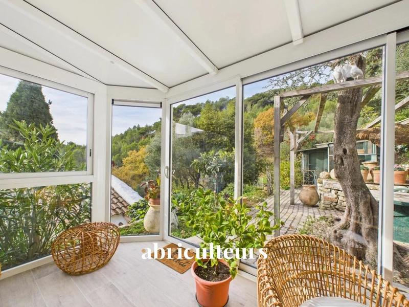 Maison ancienne - 223 m² - 7 pièces