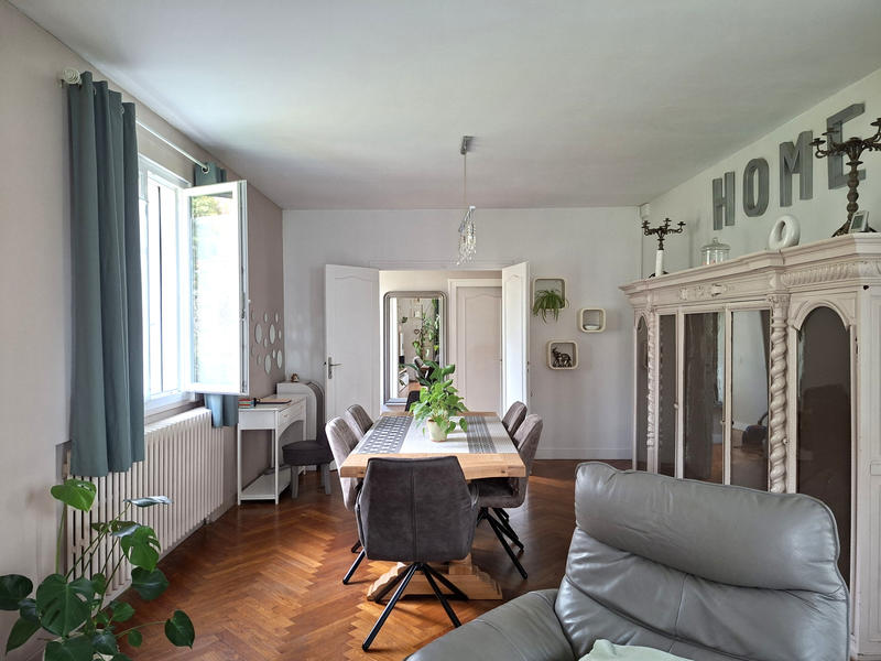 Maison - 185 m² - 6 pièces