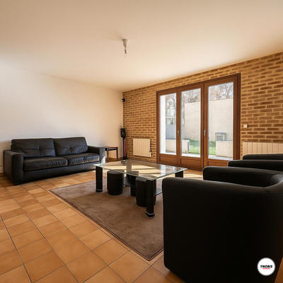 Maison - 85 m² - 4 pièces