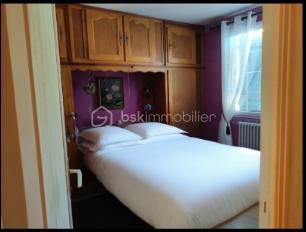 Maison - 210 m² - 6 pièces