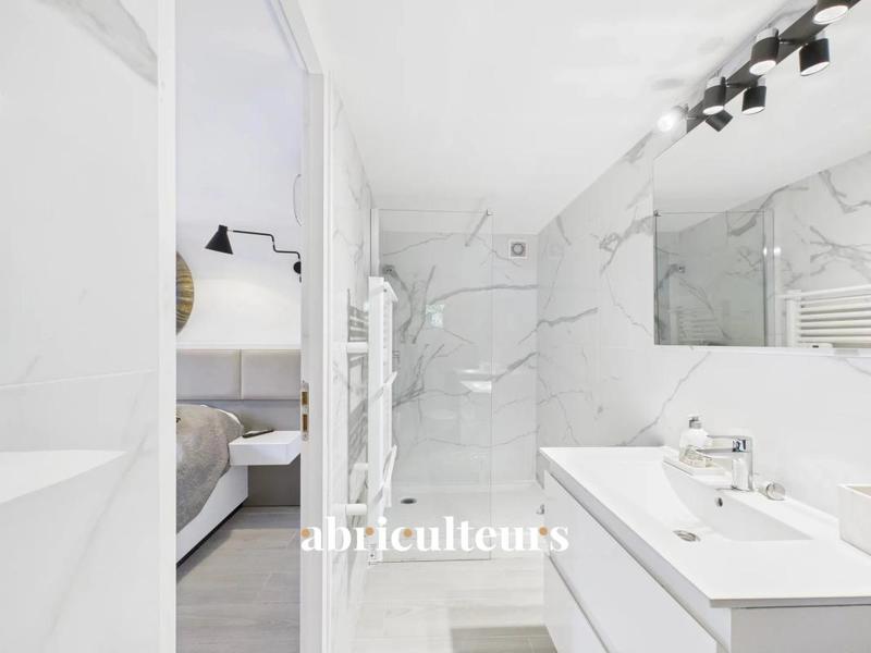 Maison ancienne - 227 m² - 7 pièces