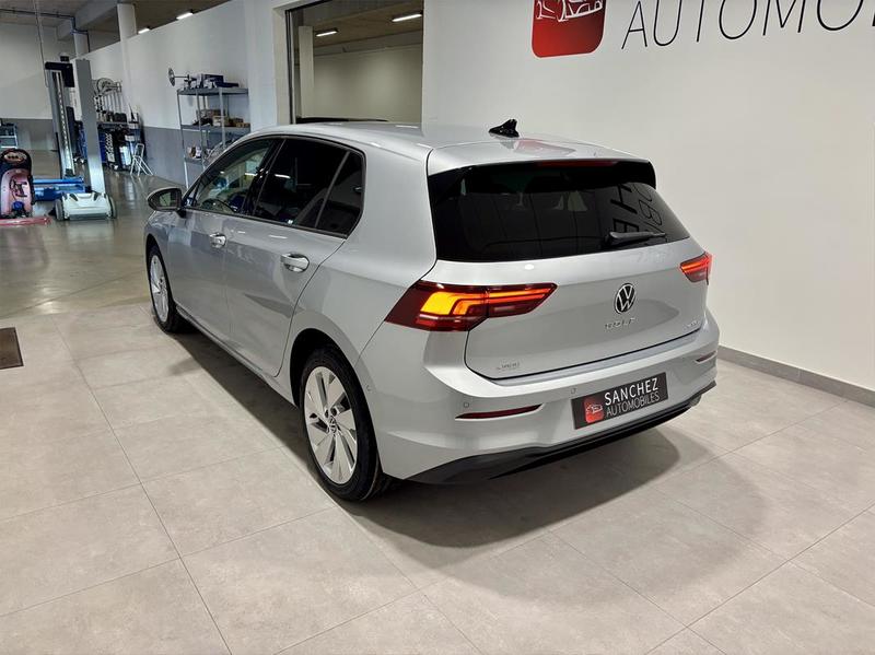 Volkswagen Golf 8 1.5 E Tsi 116 Dsg7 Life Plus