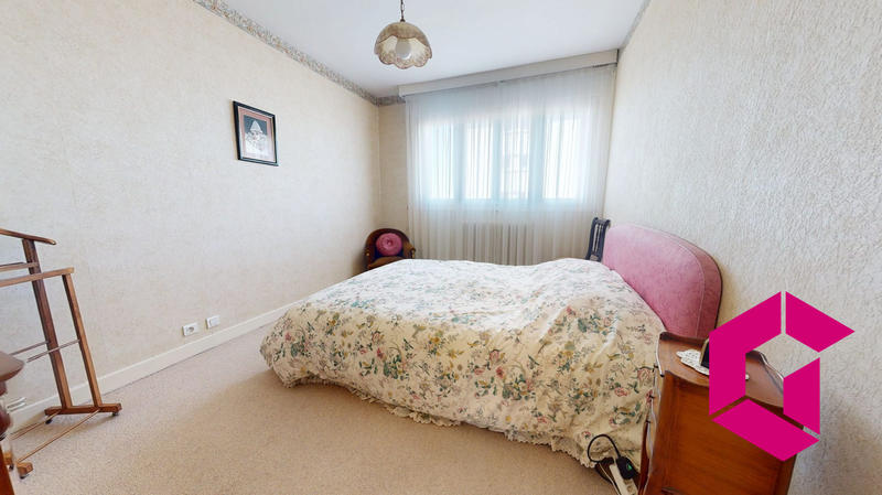 Appartement - 101 m² - 5 pièces