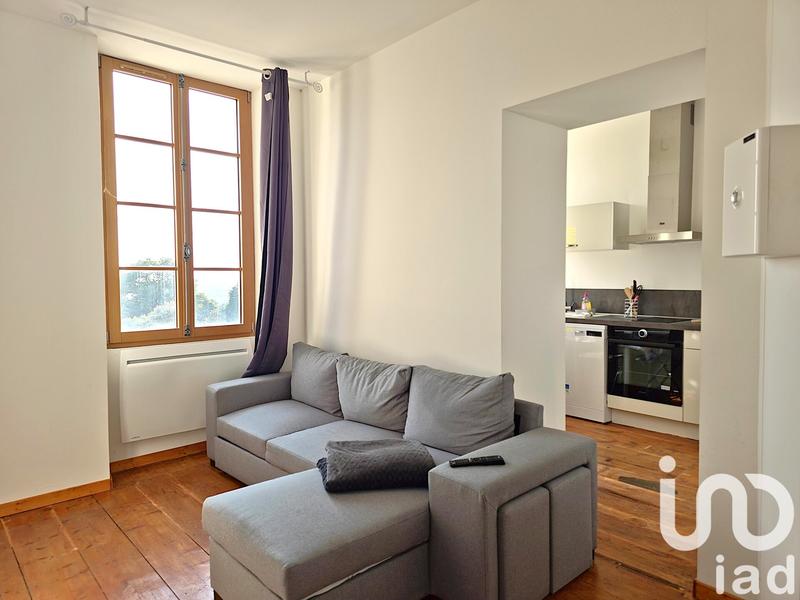 Maison - 940 m² - 23 pièces