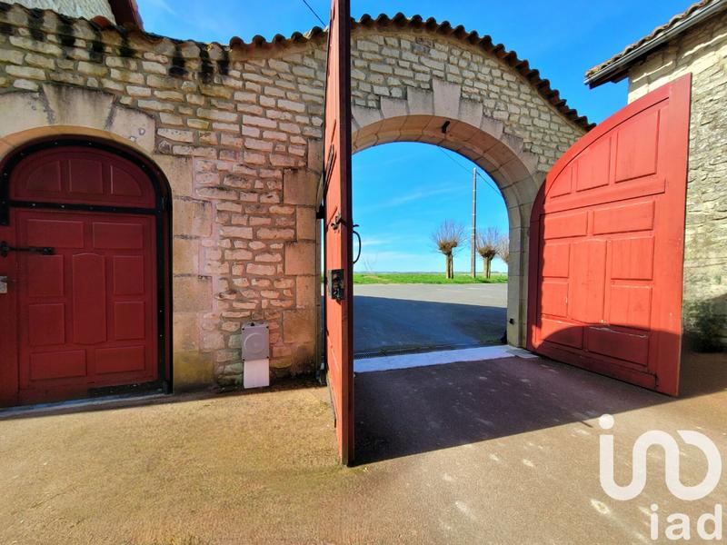 Maison - 400 m² - 9 pièces