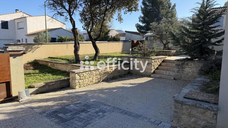 Maison - 113 m² - 5 pièces