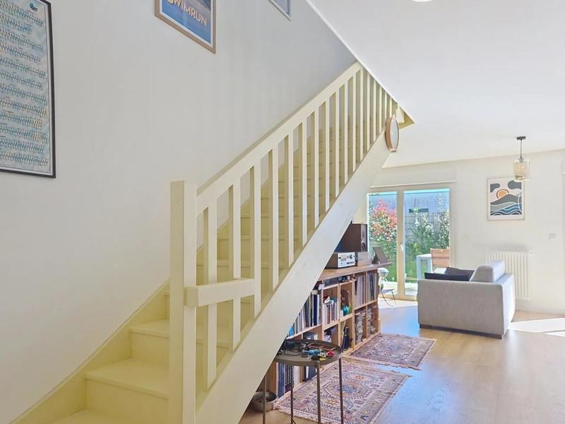 Maison - 84 m² - 4 pièces