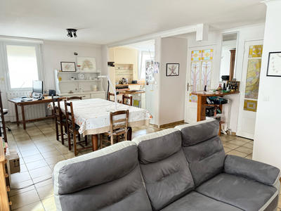 Maison - 114 m² - 5 pièces