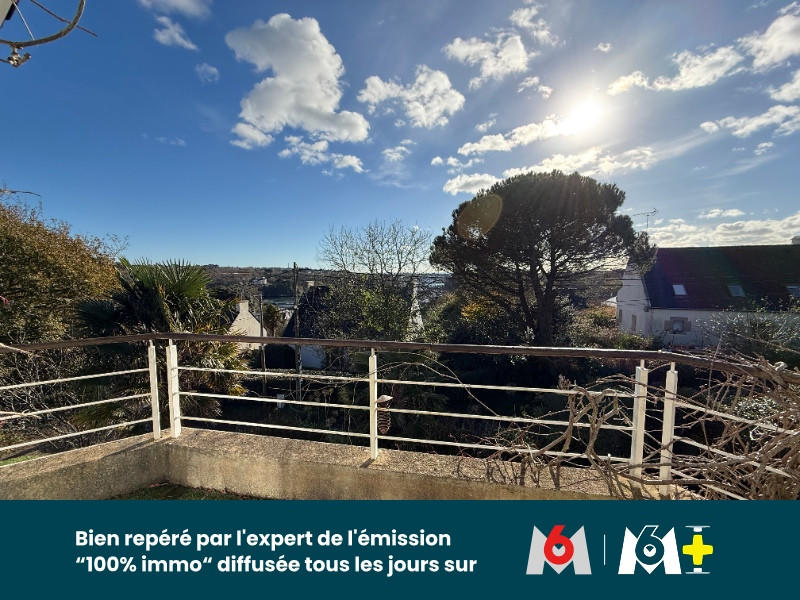 Maison - 210 m² - 8 pièces