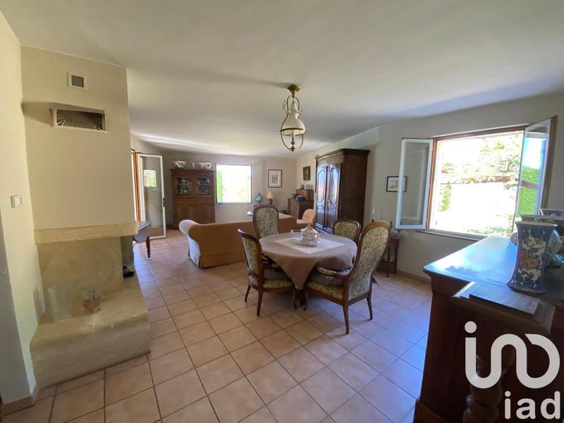 Maison - 203 m² - 9 pièces