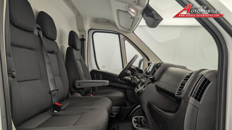 Peugeot Boxer Fourgon Fgn Tole 3.0 t L2h2 120 s Bvm6