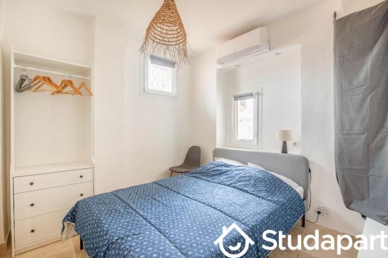 Chambre - 7 m² - 1 pièce