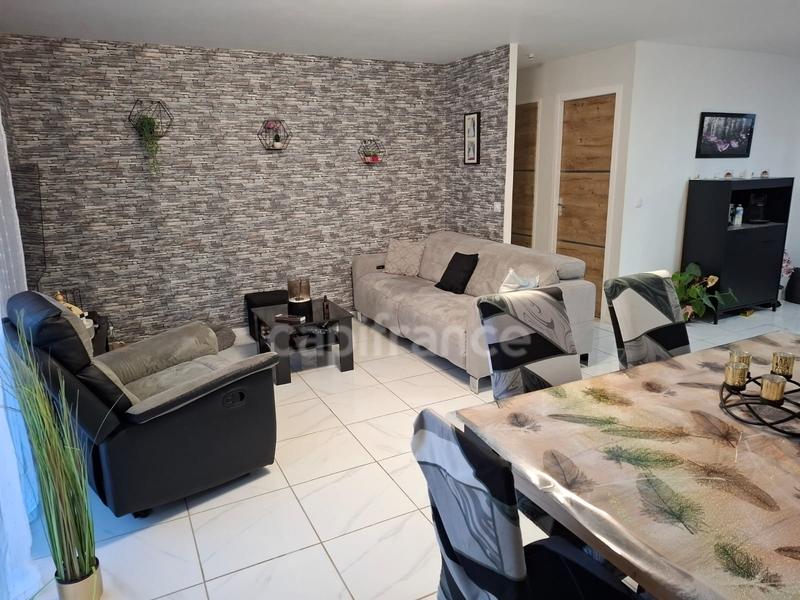 Villa - 90 m² - 4 pièces