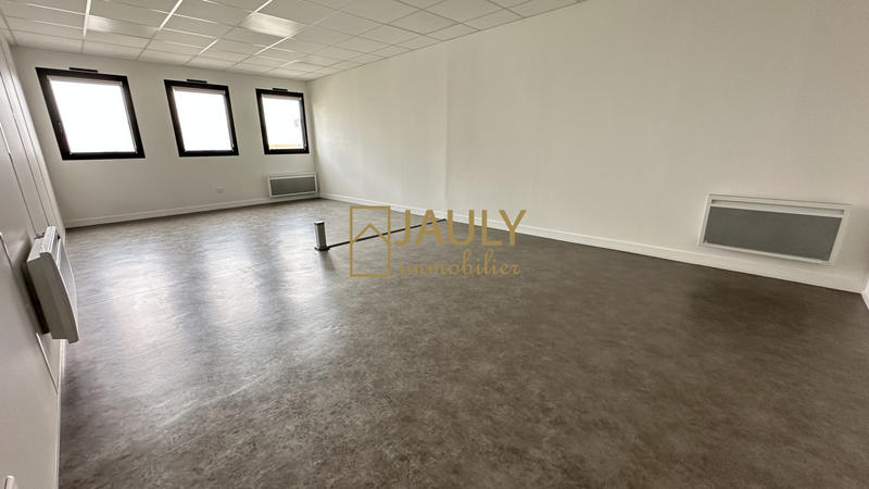 Bureau - 254 m² - 9 pièces