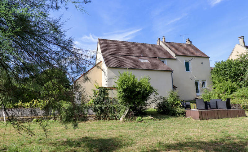 Maison - 130 m² - 7 pièces