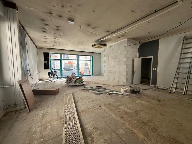Local commercial - 70 m² - 3 pièces