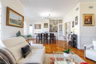 Appartement - 136 m² - 4 pièces