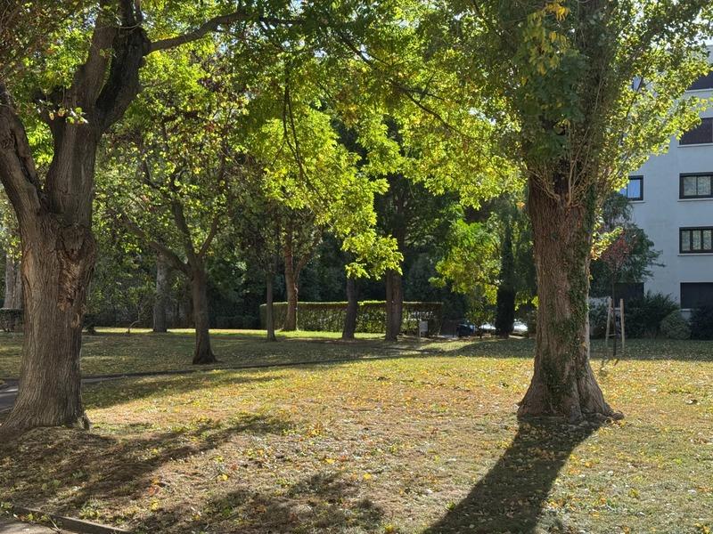 Appartement - 100 m² - 4 pièces