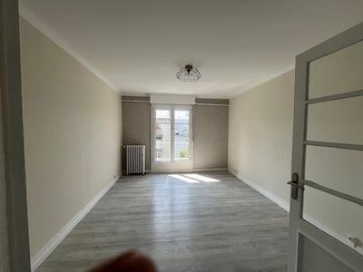 Appartement - 79 m² - 3 pièces