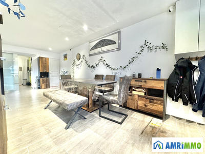 Maison - 84 m² - 3 pièces