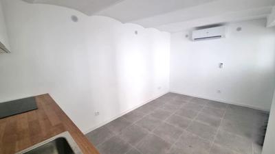 Studio - 15 m² - 1 pièce