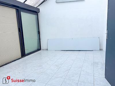 Local commercial - 75 m² - 3 pièces