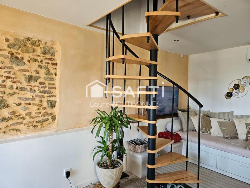 Maison - 400 m² - 6 pièces