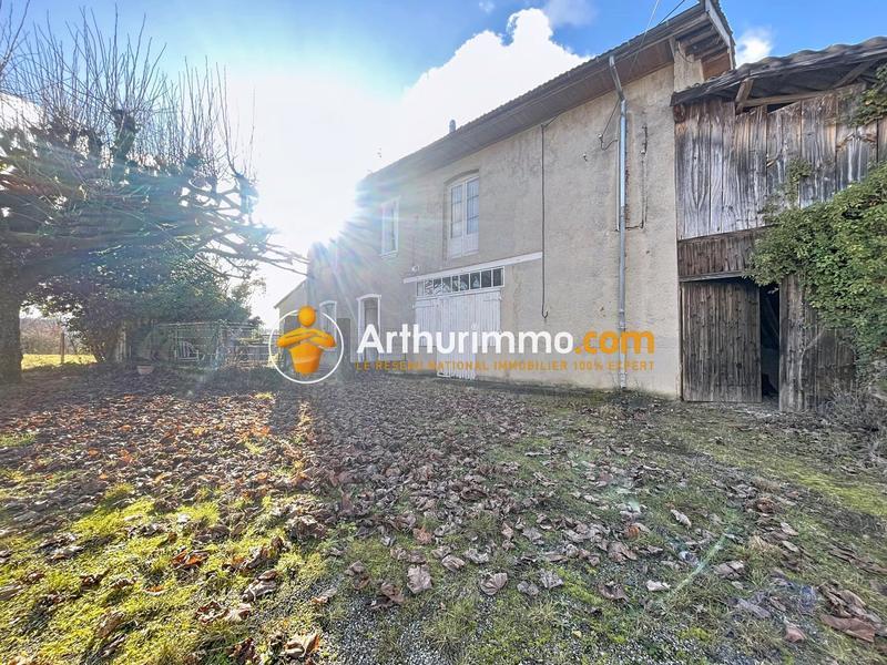 Maison - 300 m² - 8 pièces